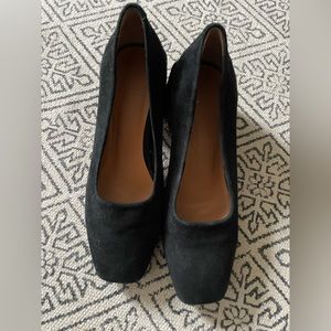 Loq black suede pumps size 36